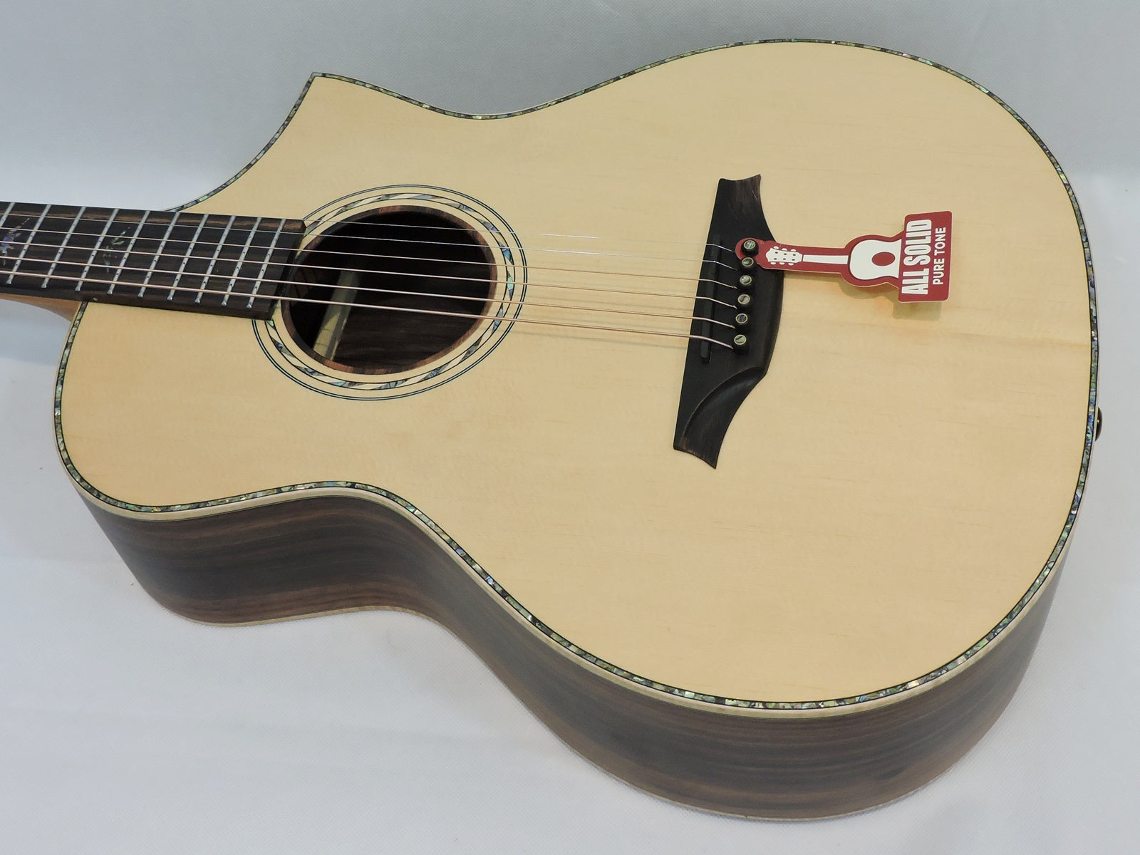 Bromo BAR5CE Rocky Mountain Series Electro-Acoustic. All Solid