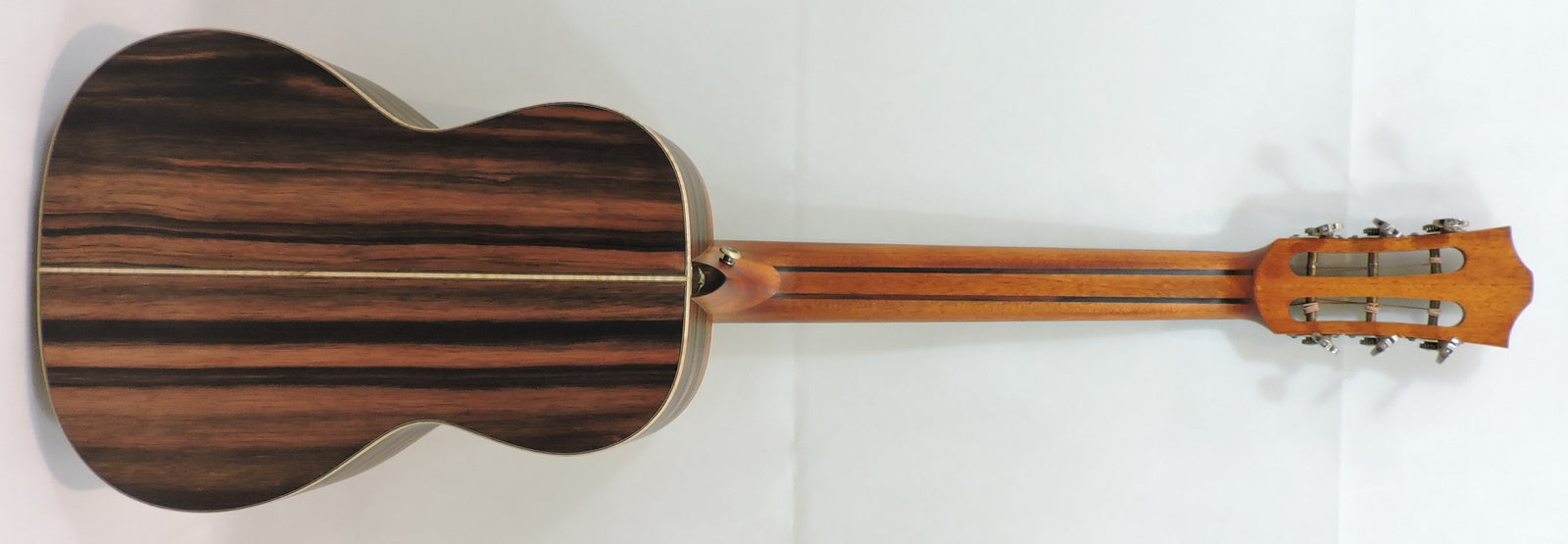 Bromo BAR6E Parlour Guitar