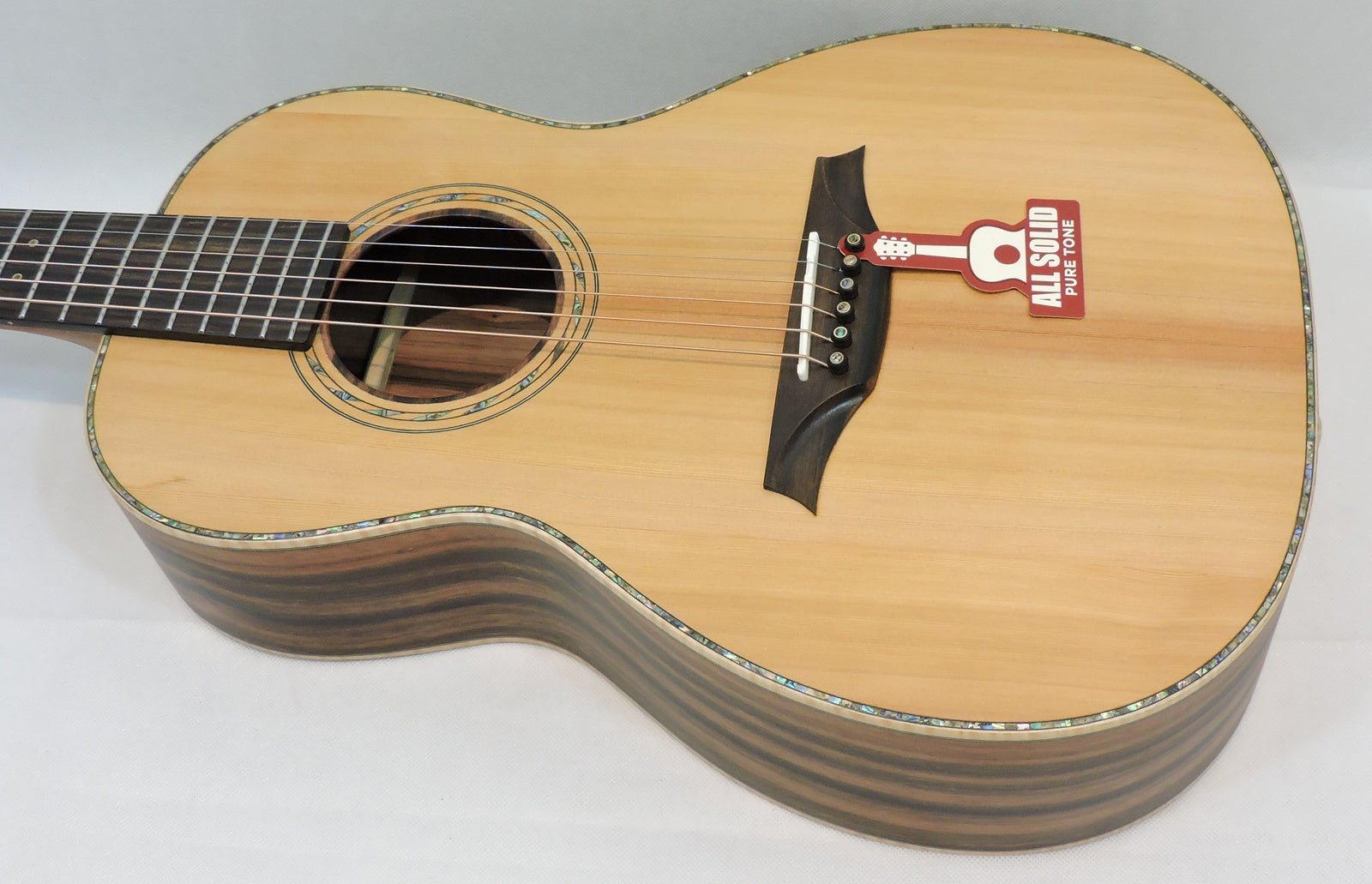Bromo BAR6E Parlour Guitar