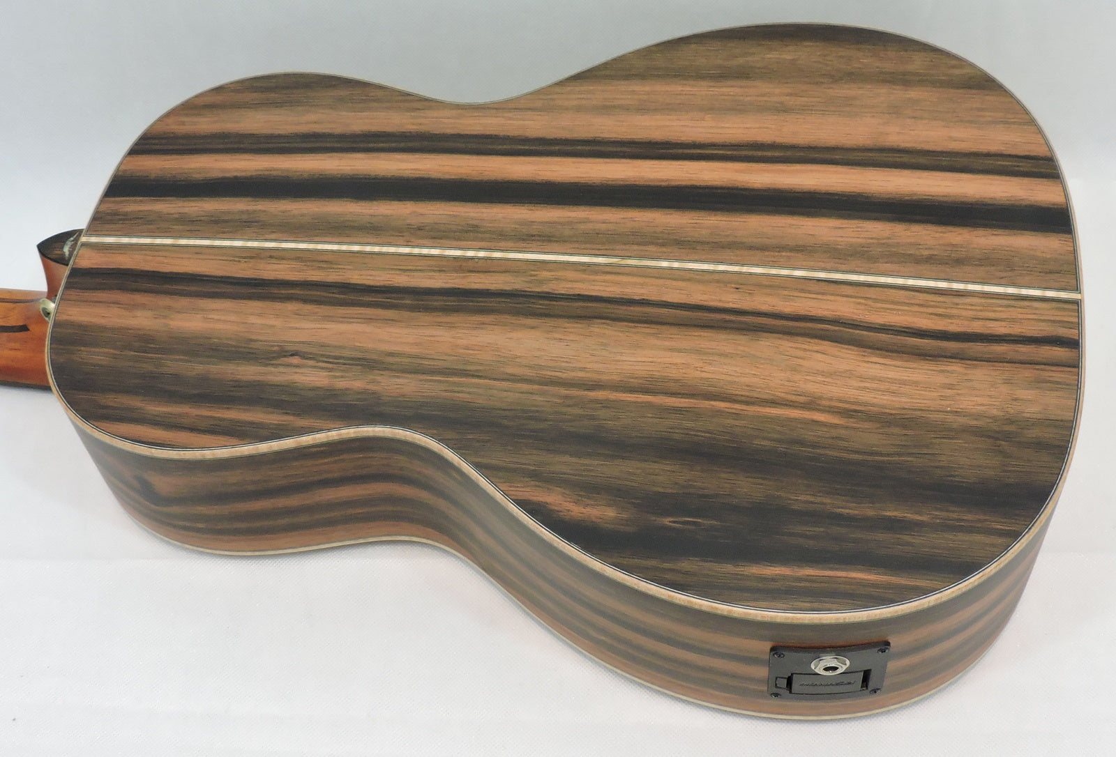 Bromo BAR6E Parlour Guitar