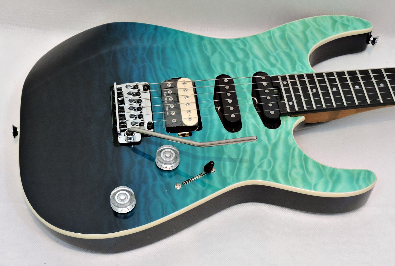 Charvel Pro-Mod Plus Dinky® DK24 HSS 2PT EB QM, Ebony Fingerboard, Blue Curaçao