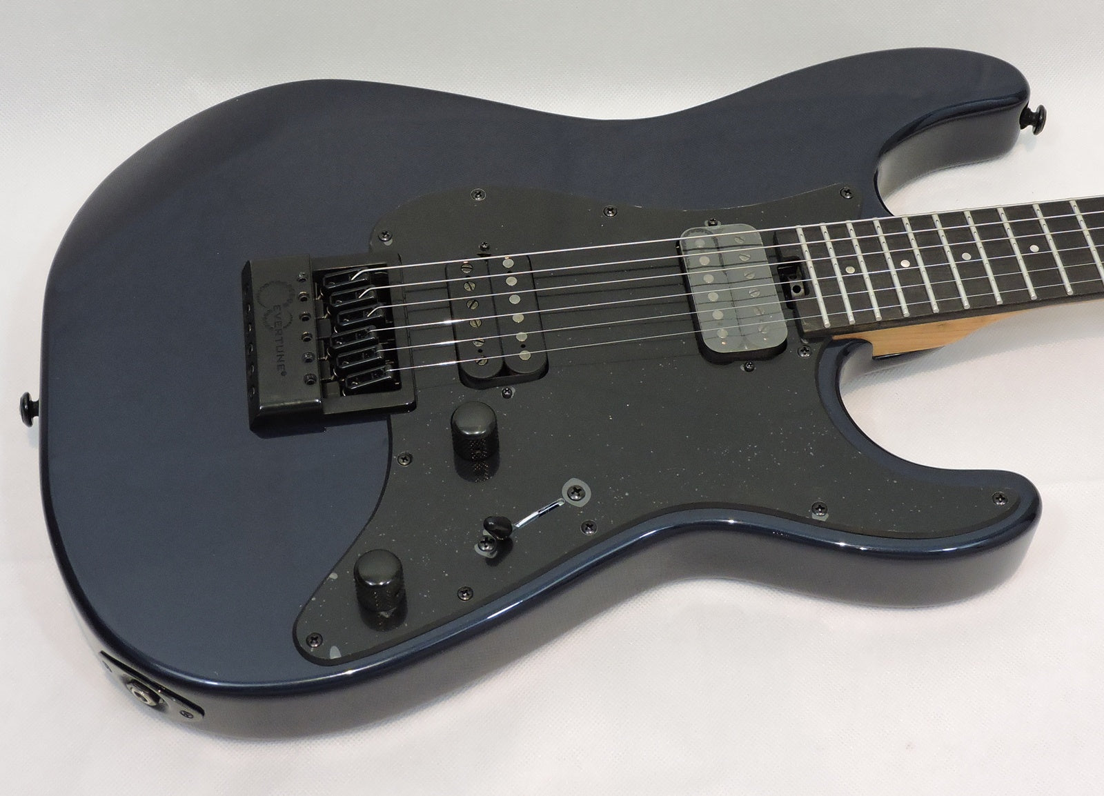 Charvel Pro-Mod Plus So-Cal Style 1 HH EVERTUNE6 E, Ebony Fingerboard, Midnight Blue