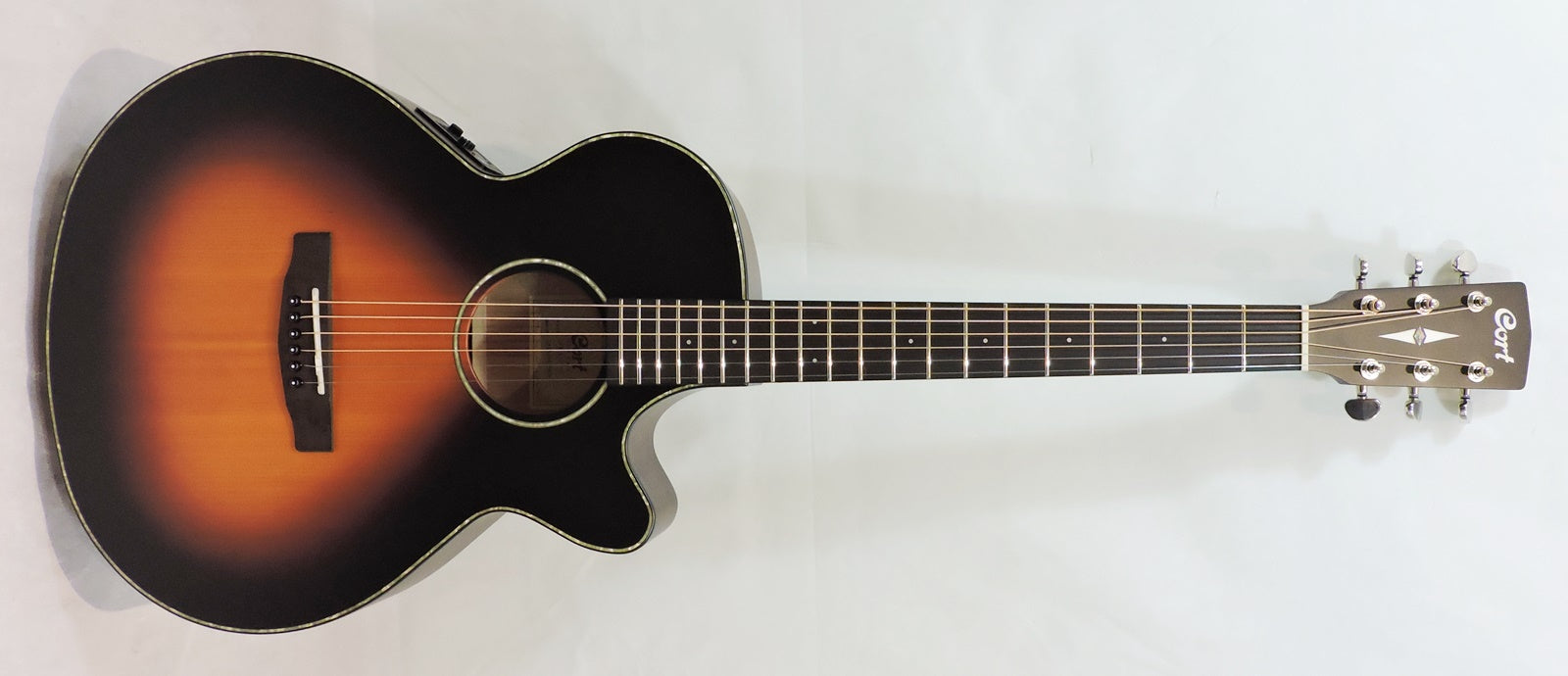 Cort SFXE 3-Tone Sunburst