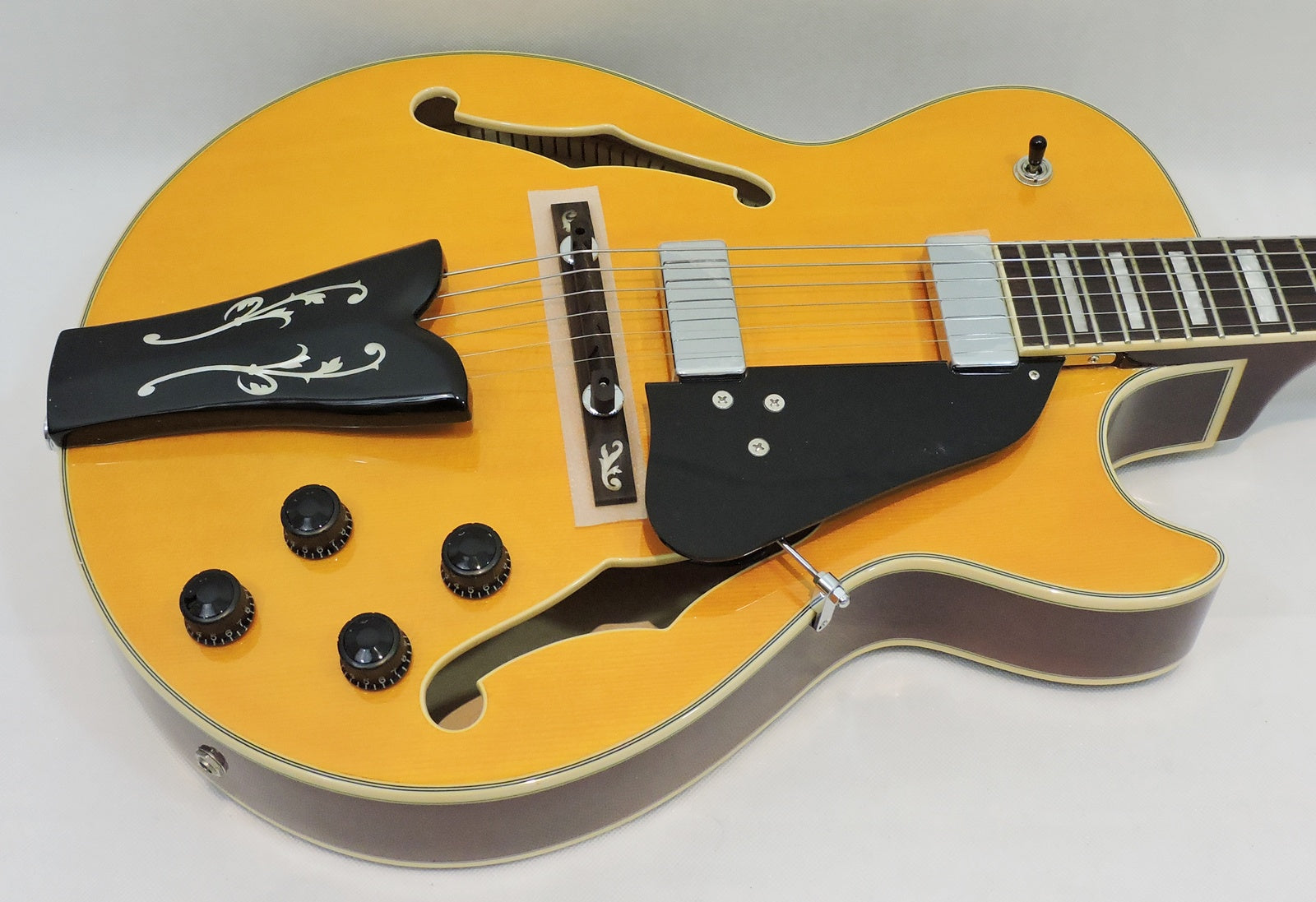 Ibanez GB10EM George Benson Signature, Antique Amber