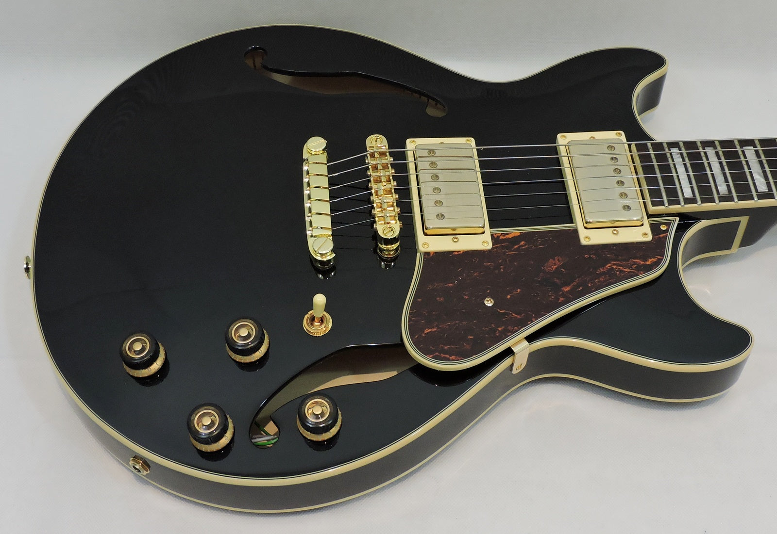 Ibanez AM73G Black