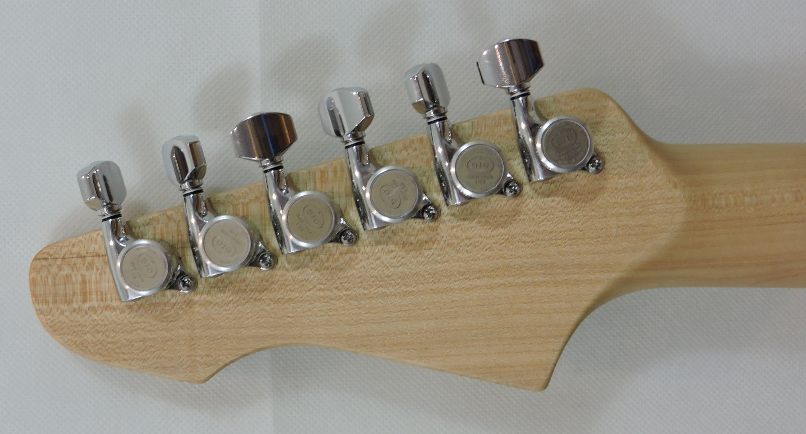 Valiant Mercury HSS ‘Blue In Green’, Maple Neck with Stainless Steel Frets