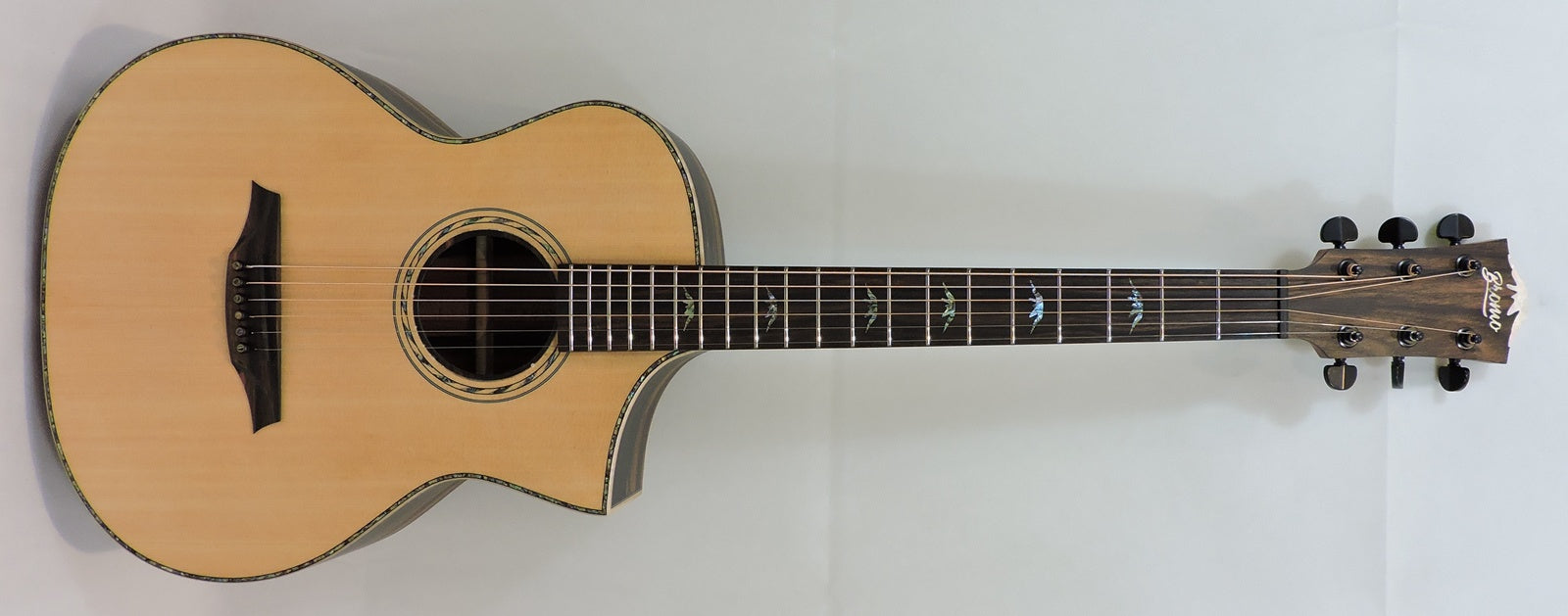 Bromo BAR5CE Rocky Mountain Series Electro-Acoustic. All Solid
