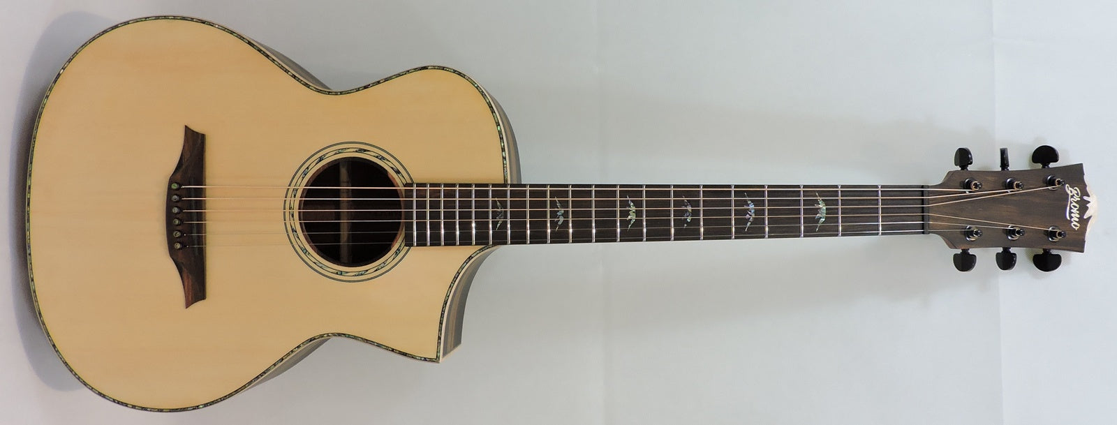Bromo BAR5CE Rocky Mountain Series Electro-Acoustic. All Solid