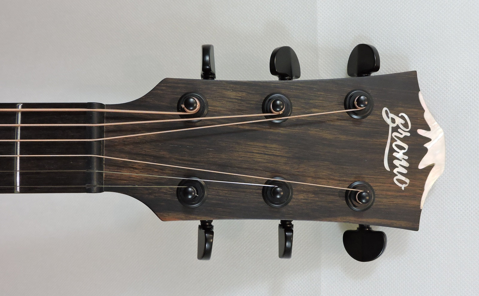 Bromo BAR5CE Rocky Mountain Series Electro-Acoustic. All Solid