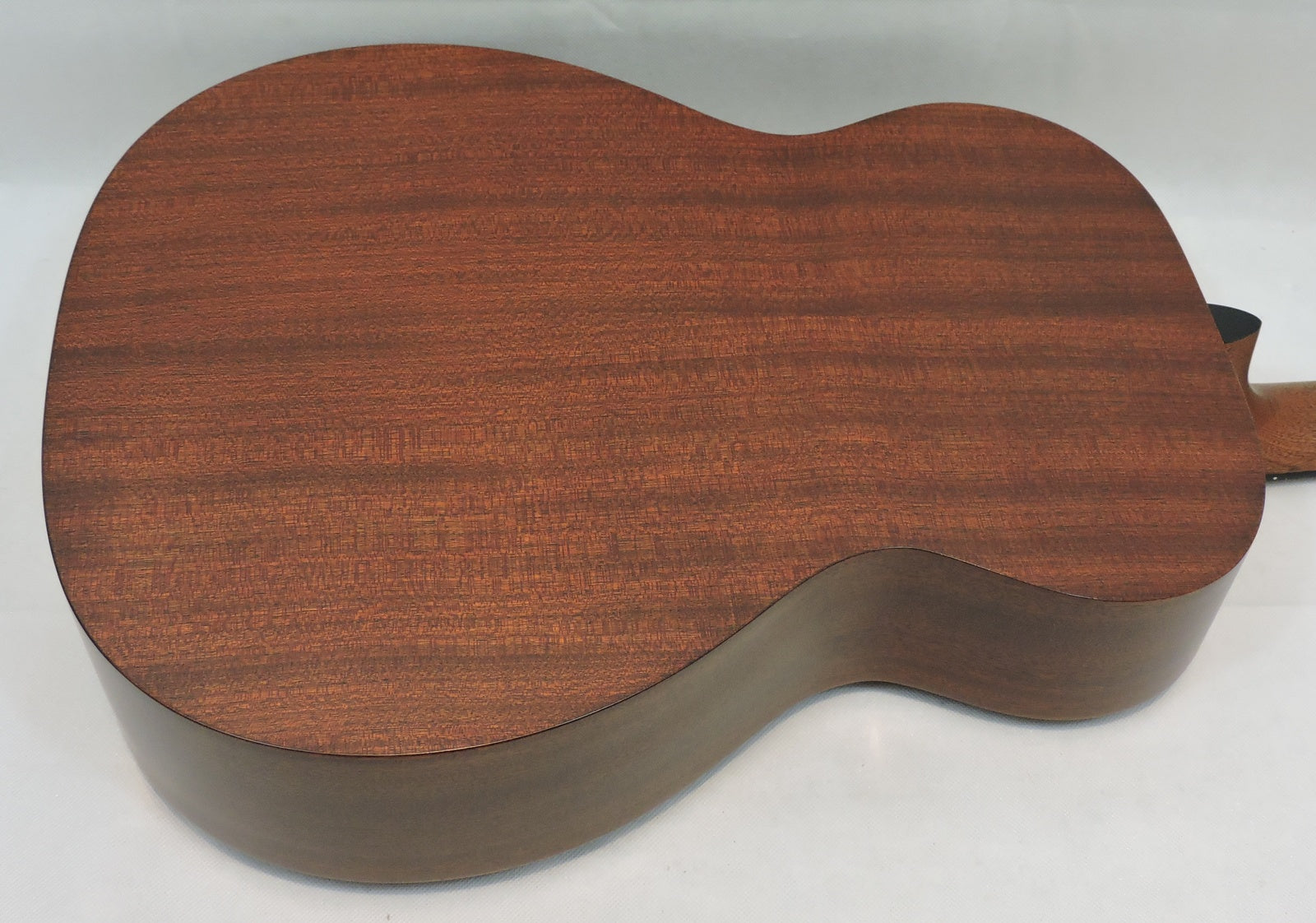 Martin 000-10E Sapele