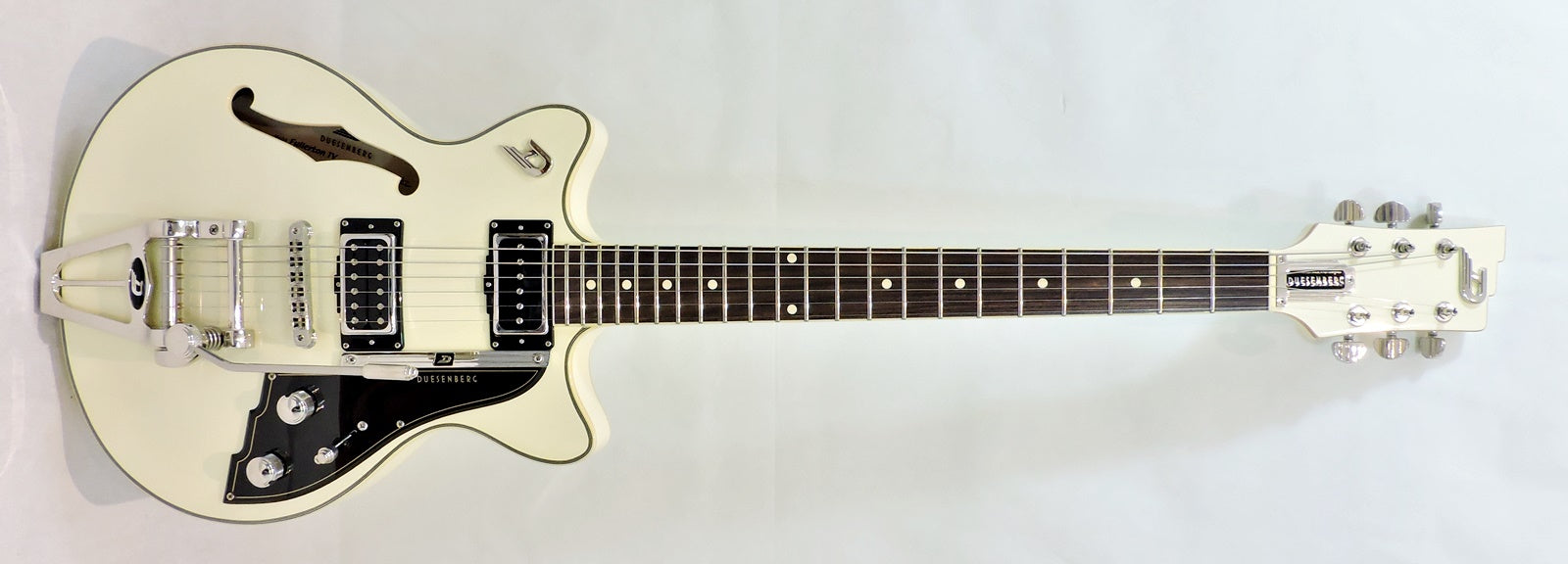 Duesenberg Starplayer TV Fullerton. Vintage White