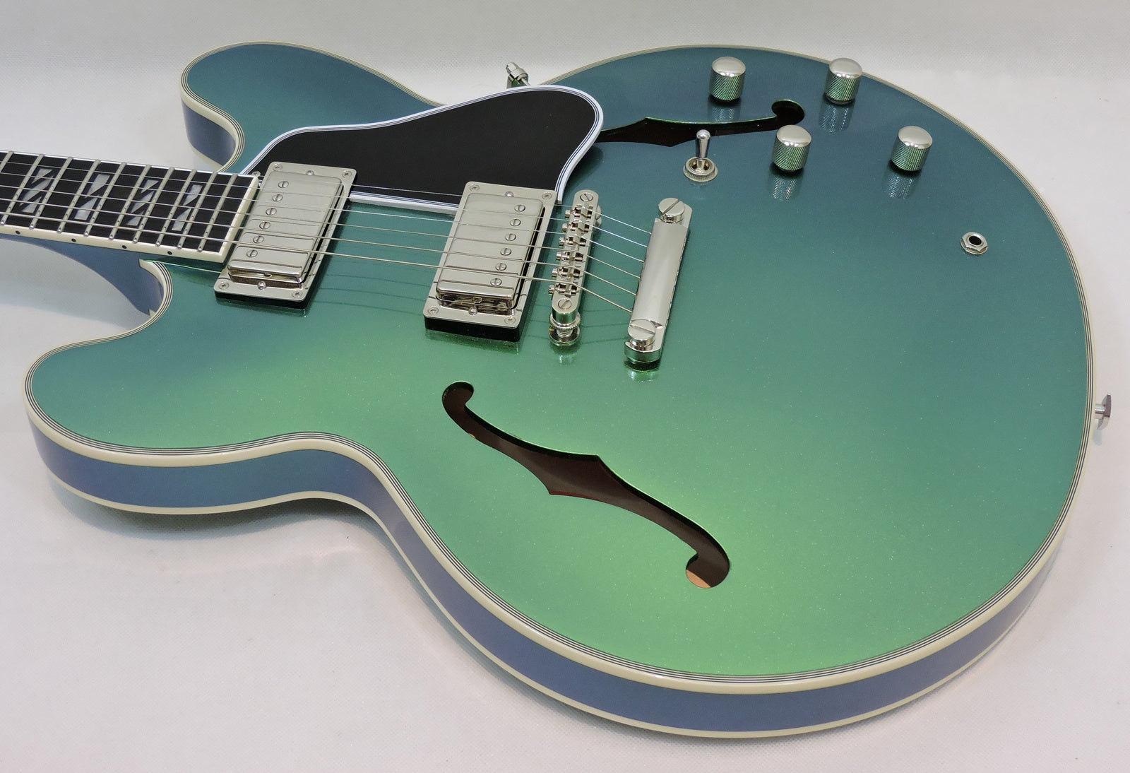 Epiphone ES-355 Futura, Dragonfly Shift