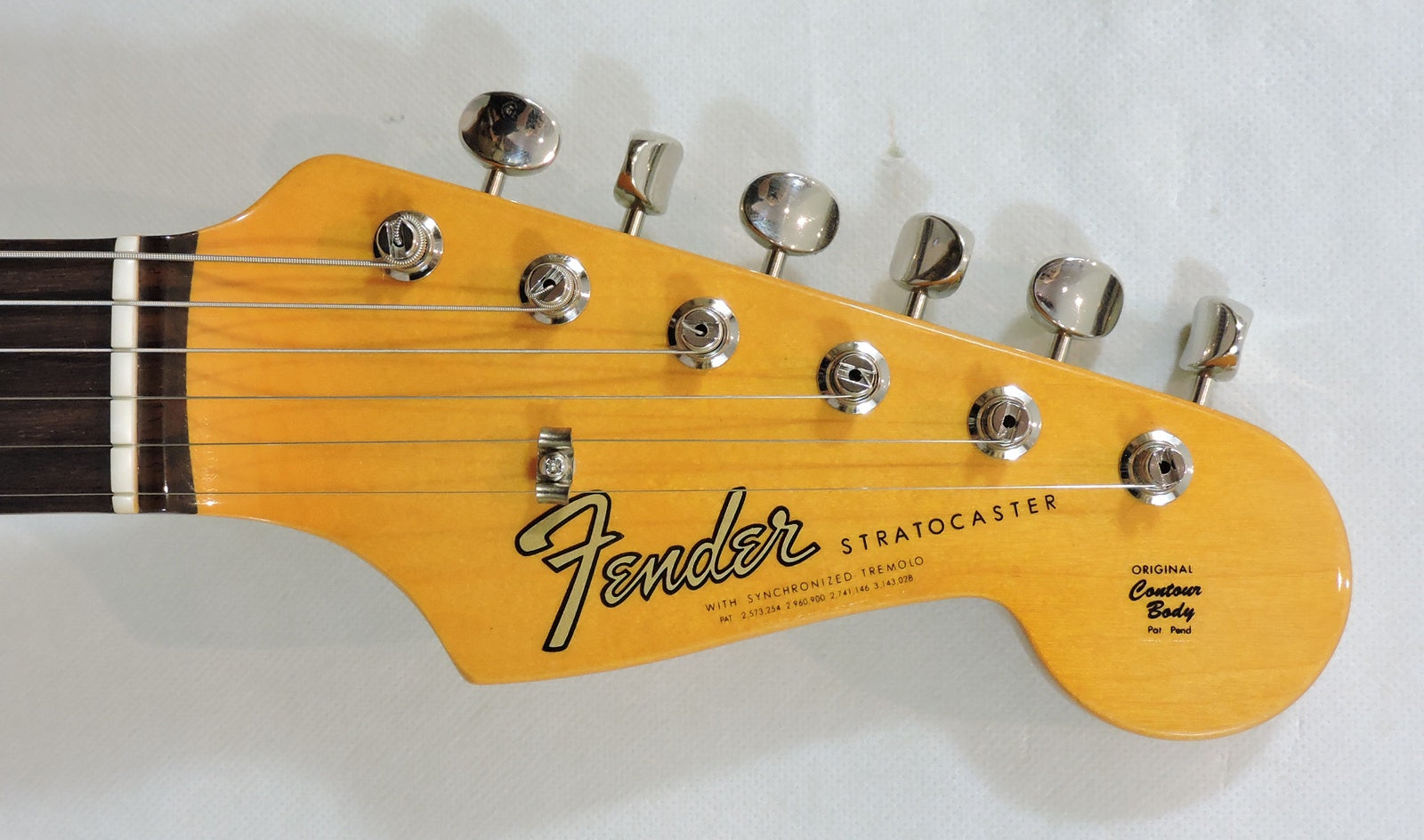 Fender American Vintage II 1965 Stratocaster®, Round-Lam Rosewood Fingerboard, Sonic Blue