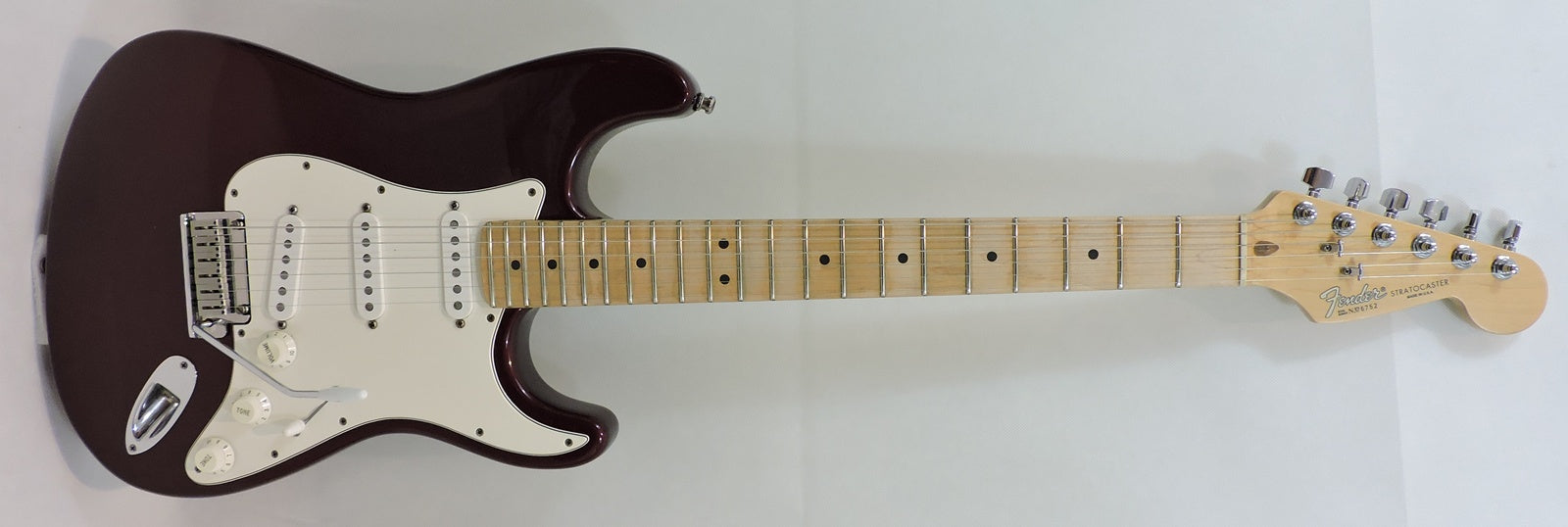 Fender USA Standard Stratocaster - Used