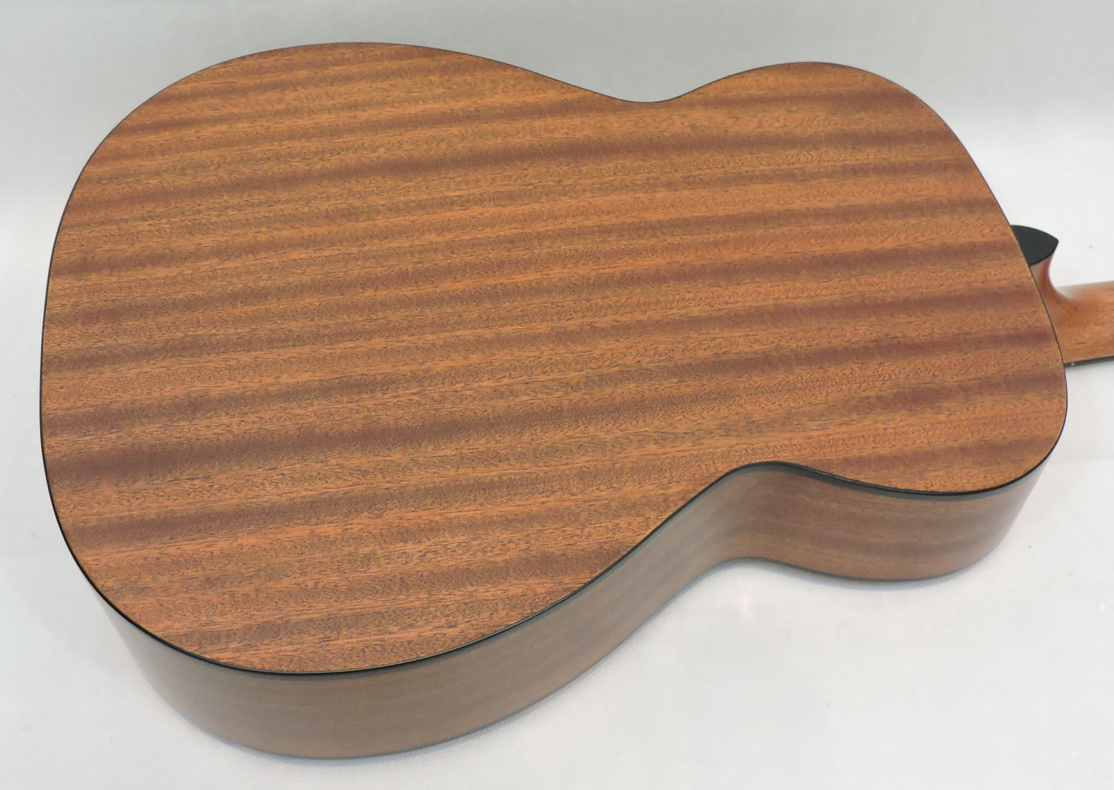 Fender CC-60S Concert All Mahogany