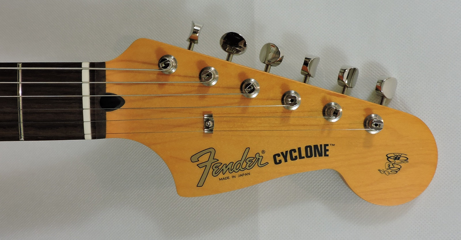 Fender Cyclone Limited Edition Made in Japan - Used