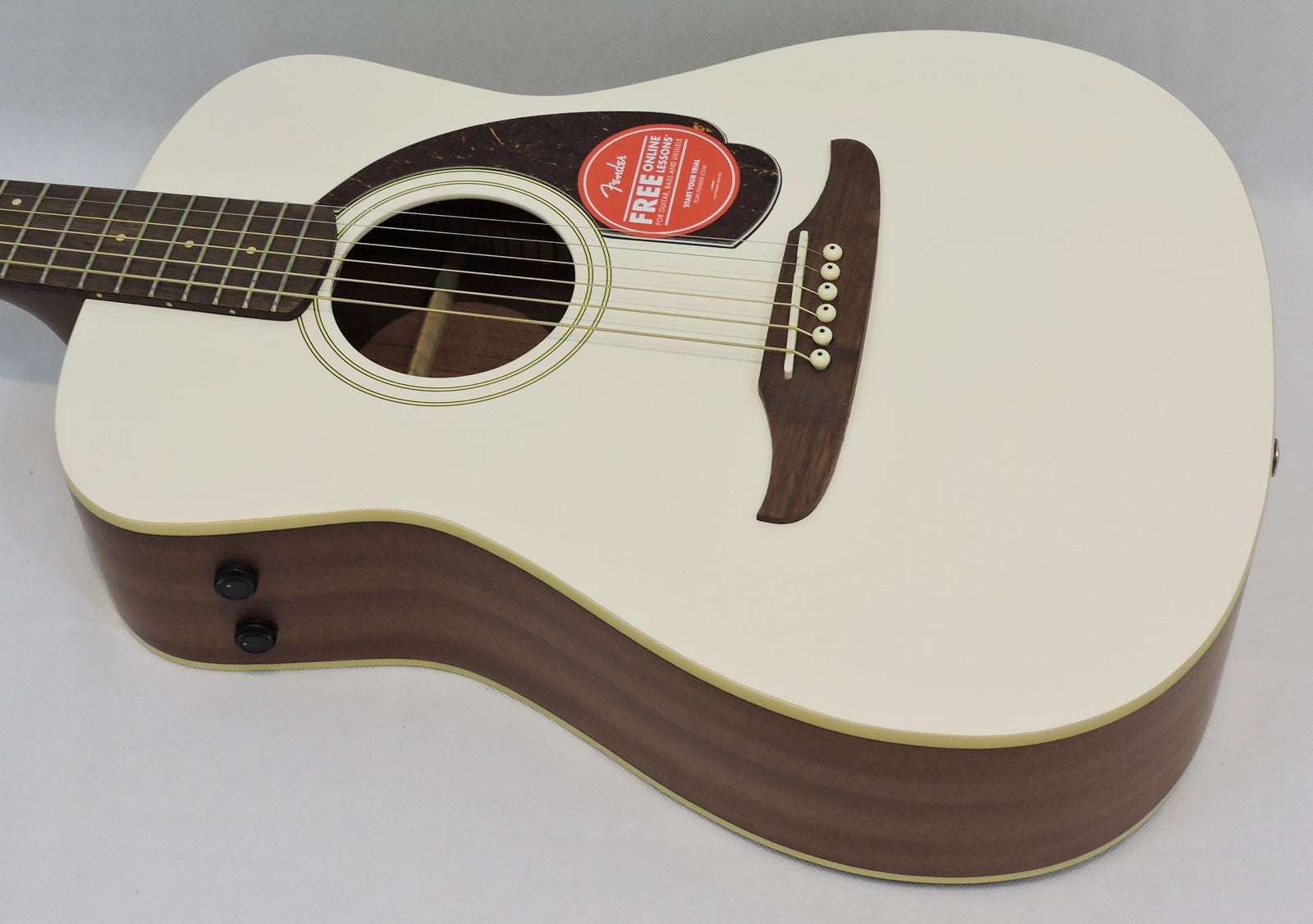 Fender Malibu Player Olympic White