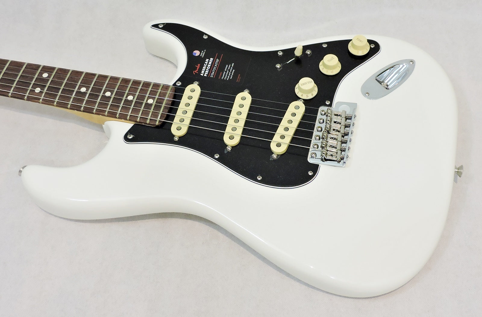 Fender American Performer Stratocaster Arctic White