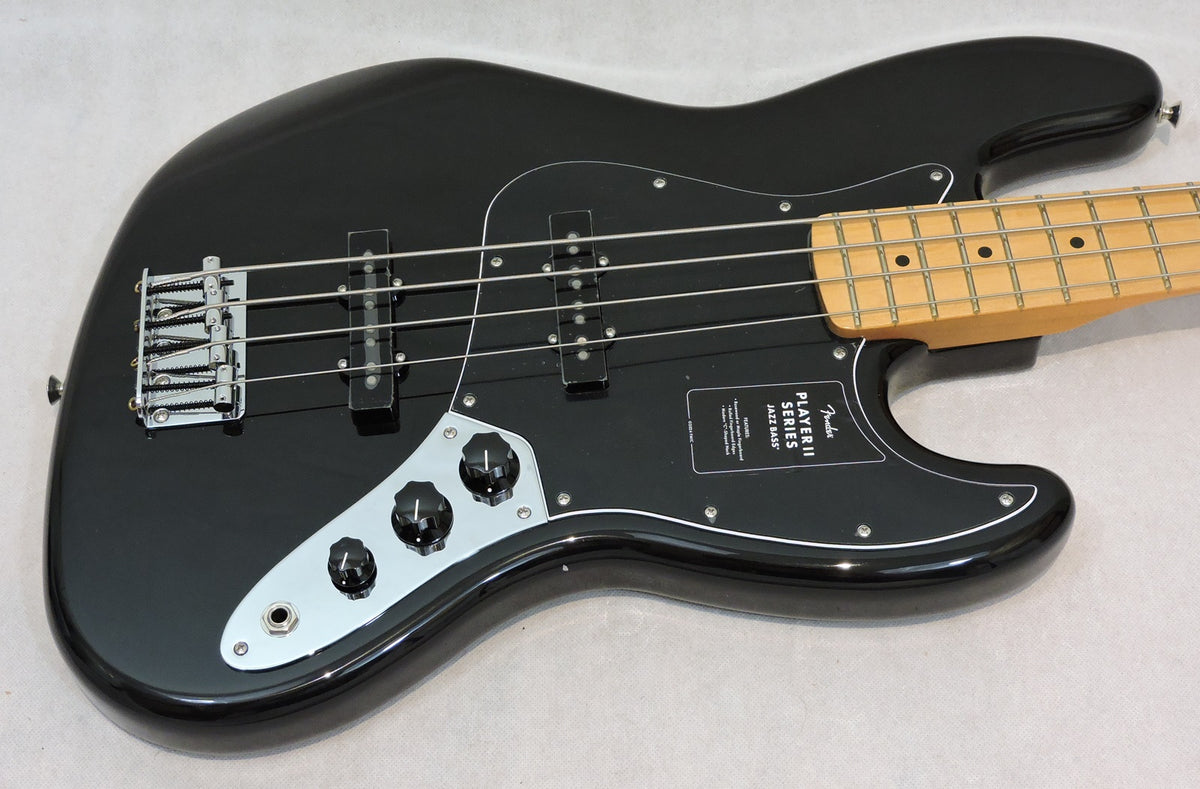 Fender Player II Jazz Bass®, Maple Fingerboard, Black – Langley Guitar