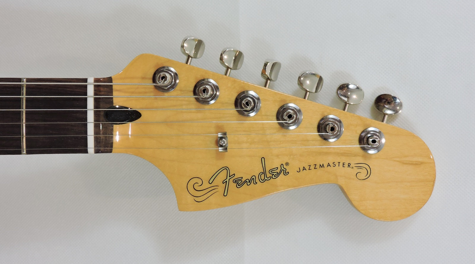Fender Player II Jazzmaster®, Rosewood Fingerboard, 3-Tone Sunburst