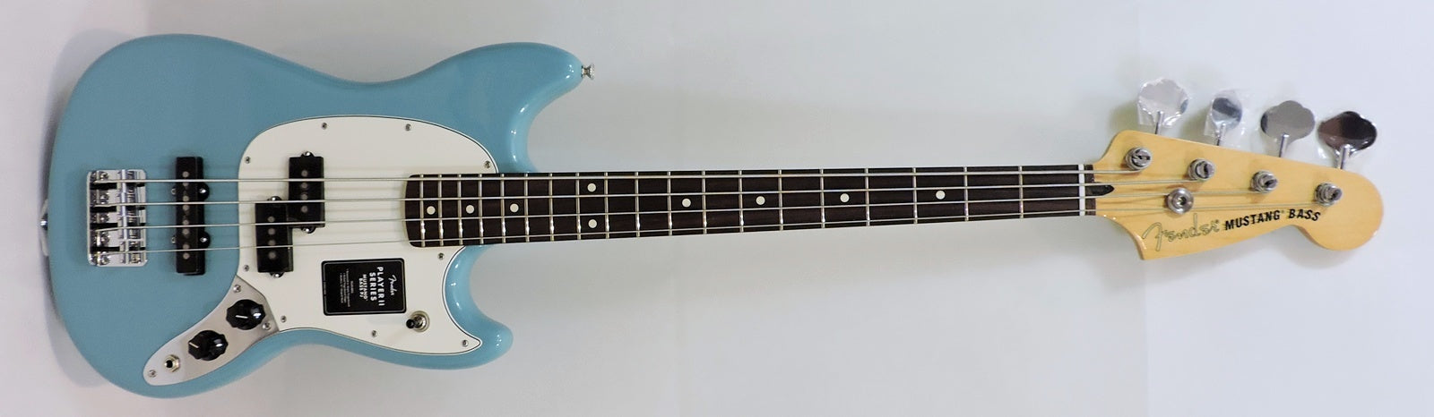 Fender Player II Mustang Bass PJ. Aquatone Blue