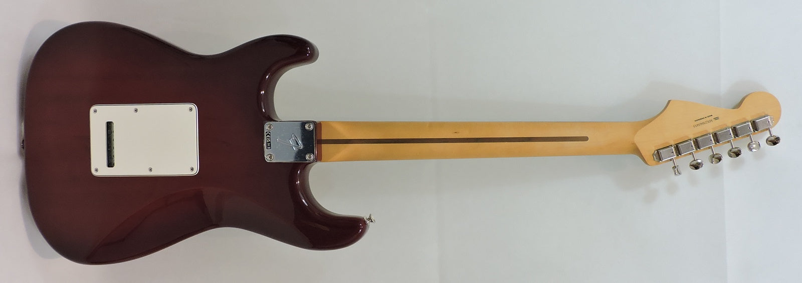 Fender Player II Stratocaster HSS, Rosewood Fingerboard, Transparent Cherry Burst