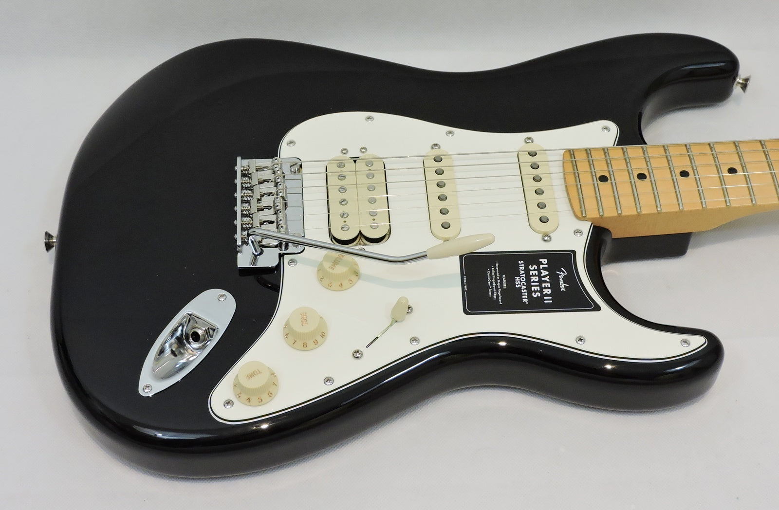 Fender Player II Stratocaster HSS, Maple Fingerboard, Black