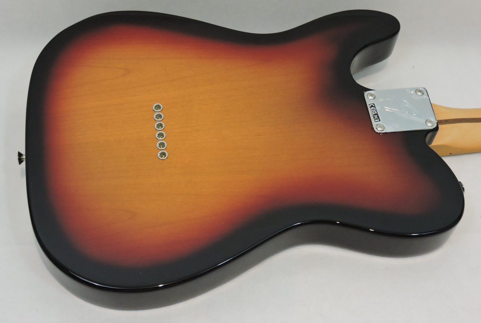 Fender Player II Telecaster, Maple Fingerboard, 3-Color Sunburst