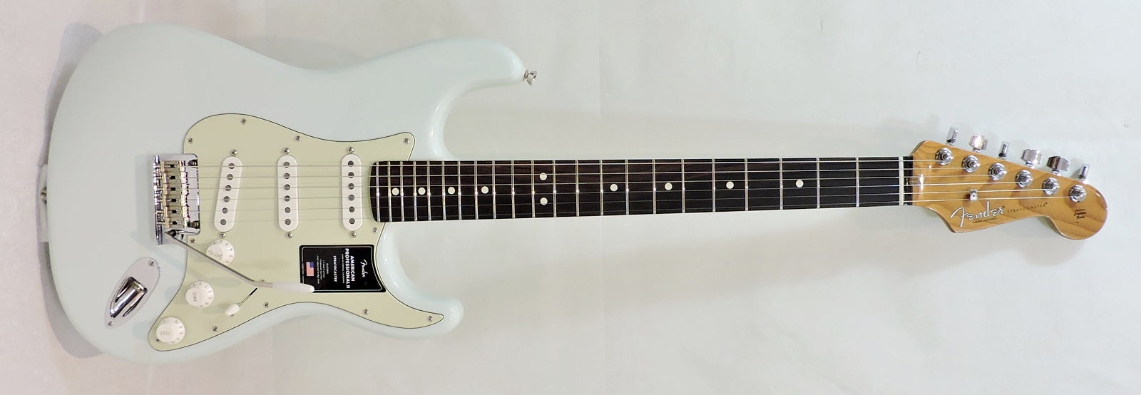 Fender American Pro II Stratocaster Roasted Maple Neck, Rosewood Fingerboard, Custom Shop '69 Pickups