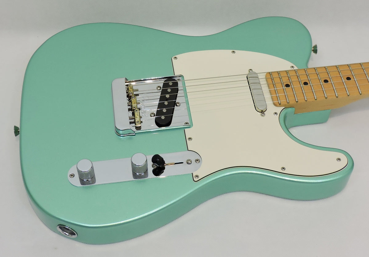 Fender American Professional Telecaster Mystic Sea Foam