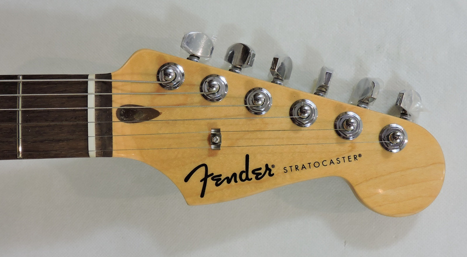 Fender Standard Stratocaster HSS, Black
