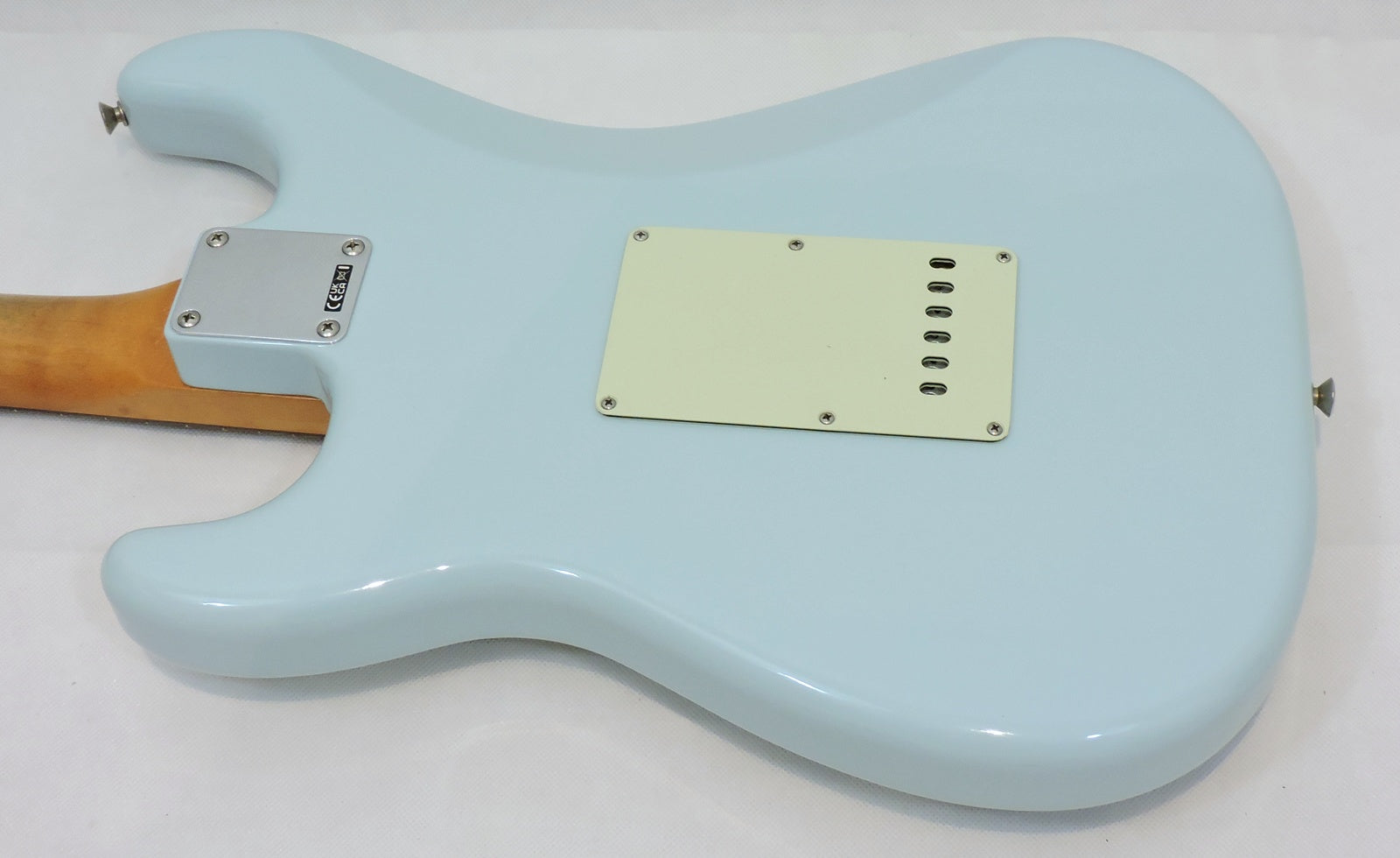 Fender Limited Edition Vintera II Road Worn '60s Stratocaster Sonic Blue