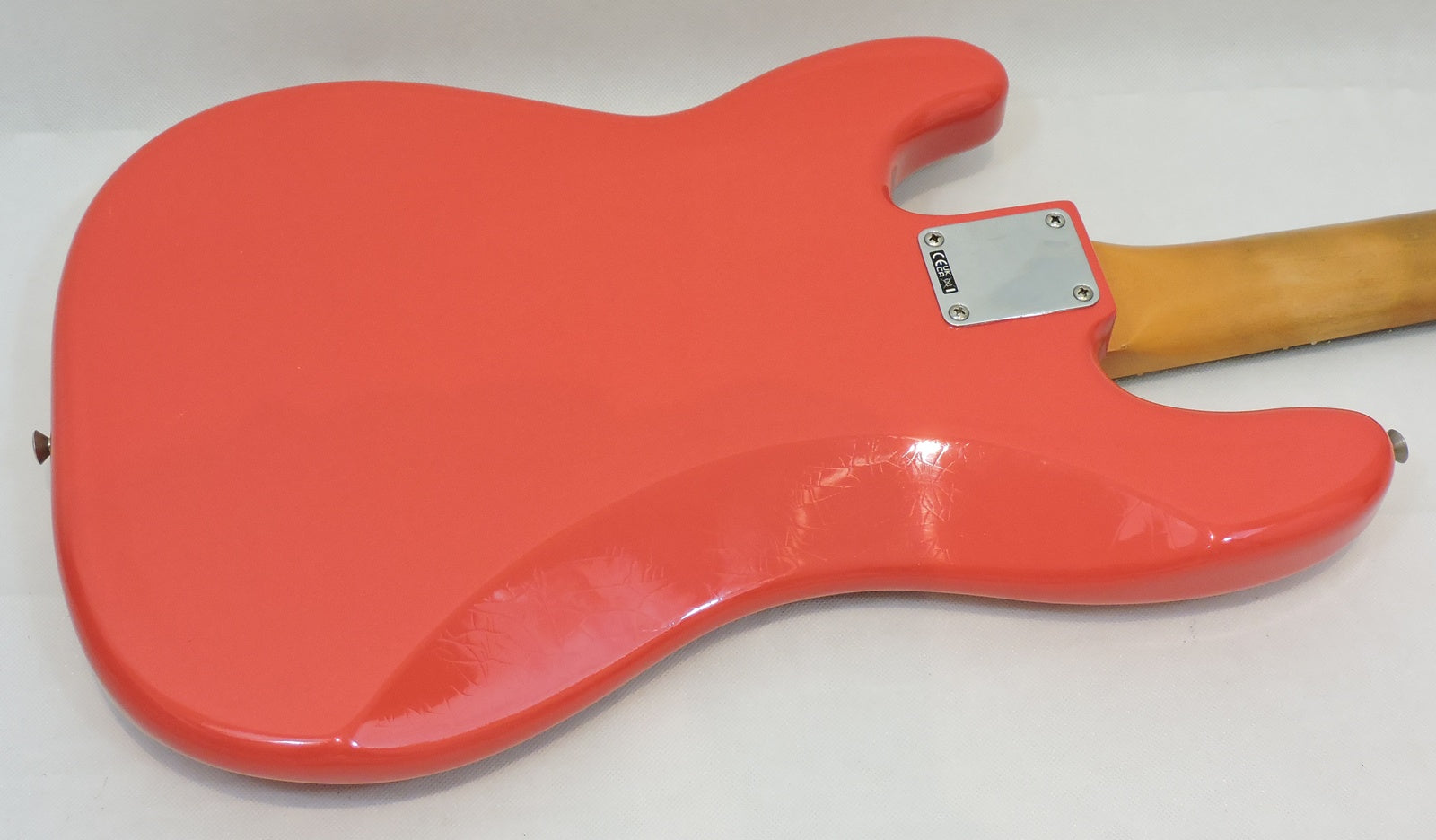 Fender Limited Edition Vintera II Road Worn '60s Precision Bass Fiesta Red