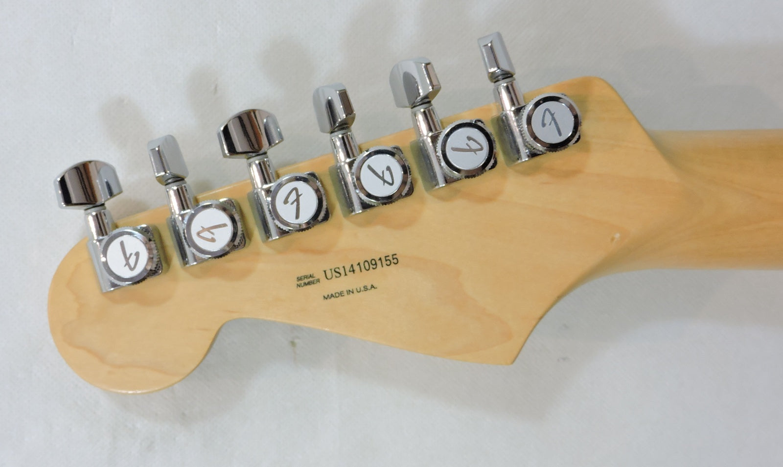 Fender American Deluxe Stratocaster HSS Shawbucker™. Sunset Metallic - Used
