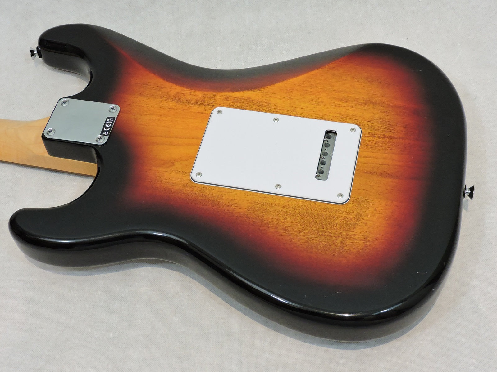 Fender Standard Stratocaster, 3-Colour sunburst