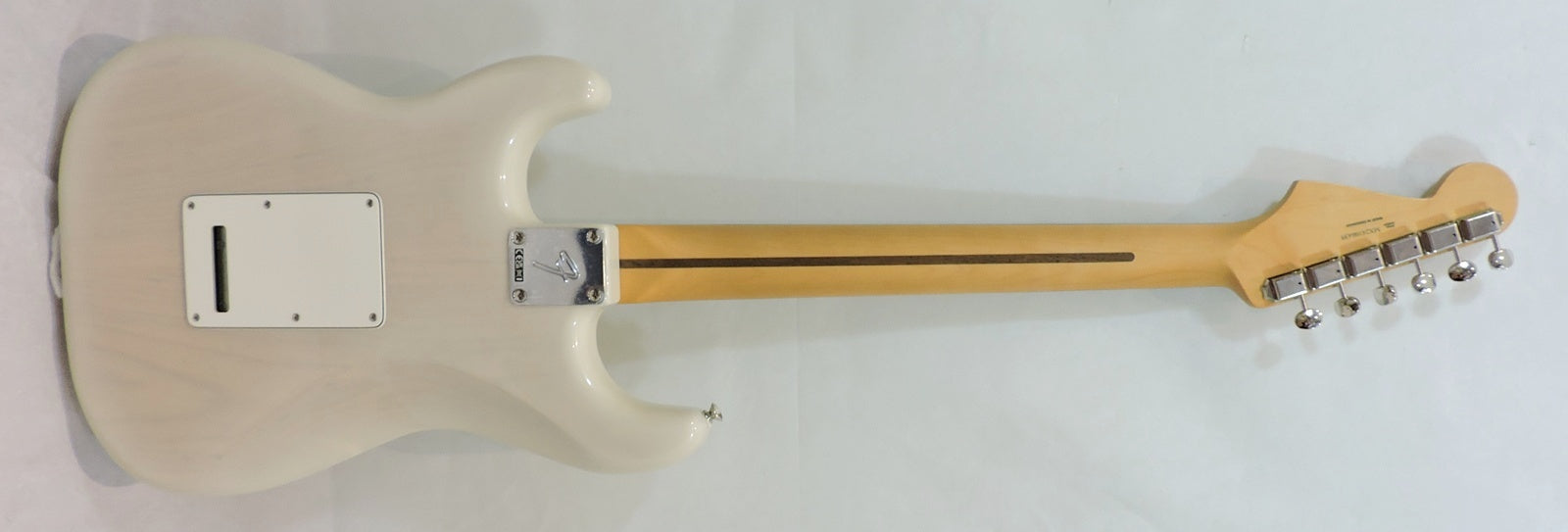 Fender Player II Stratocaster®, Rosewood Fingerboard, White Blonde