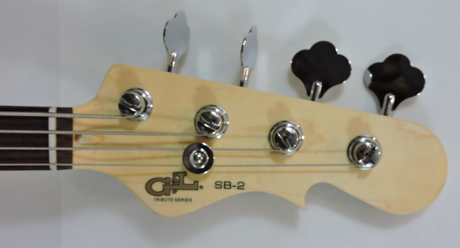 G&L Tribute SB-2 Bass. Black Frost