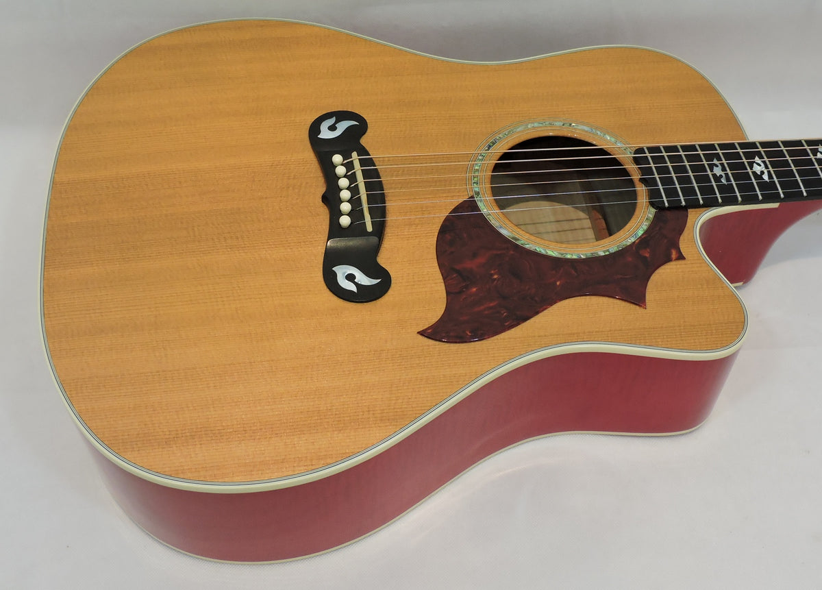 Gibson Dove Artist Cutaway Electric-Acoustic - Used