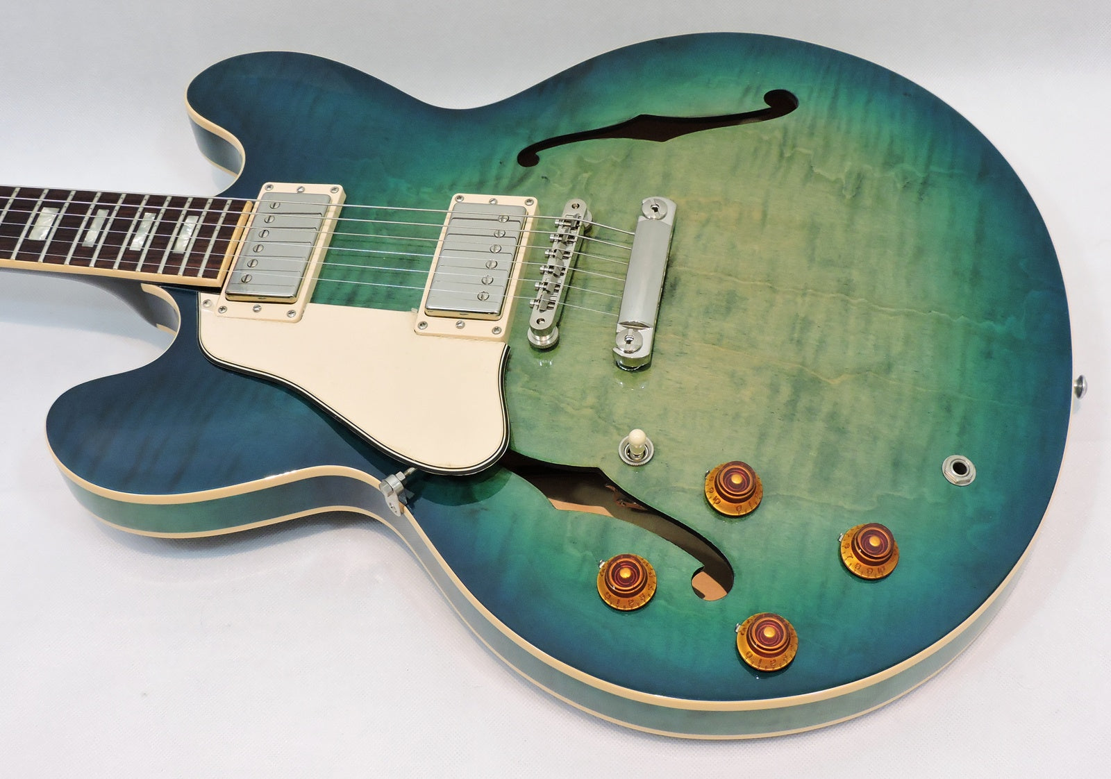 Gibson ES 335 Left Handed, Figured Aquamarine - Used