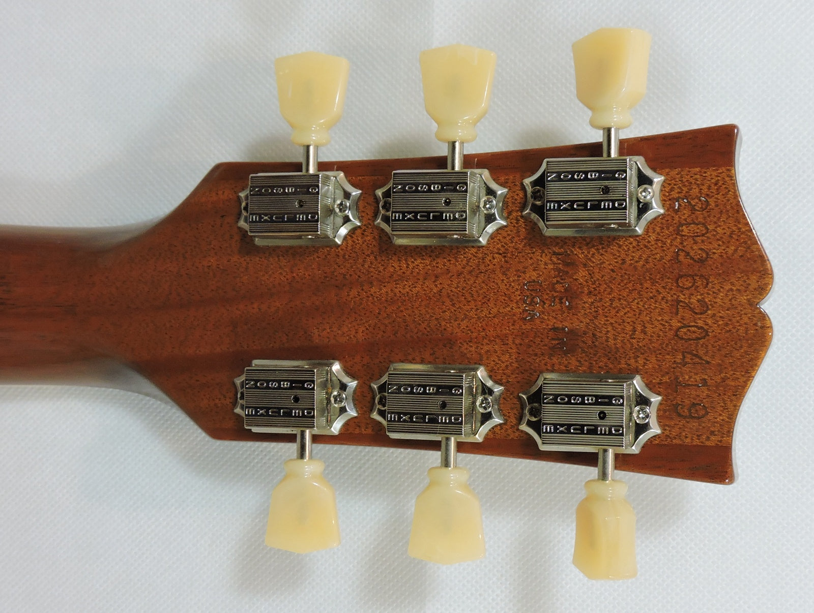 Gibson Les Paul Standard '50s Tobacco Sunburst. Mint - Used