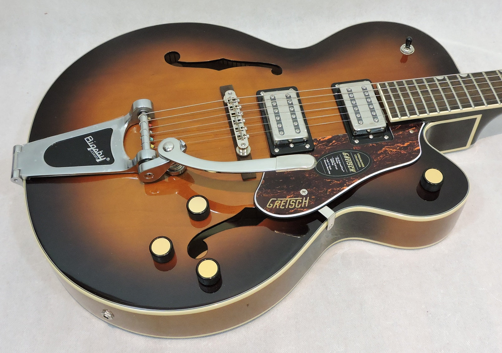 Gretsch G2420T Streamliner Hollow Body Robusto Burst
