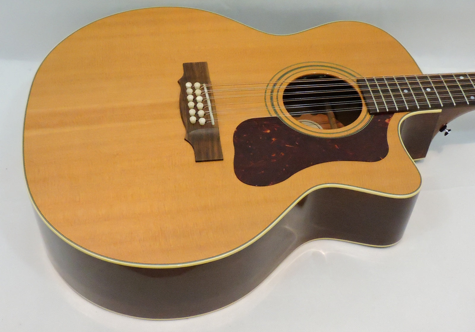 Guild F212XL CE Standard Jumbo 12-String Cutaway Electro-Acoustic - Used