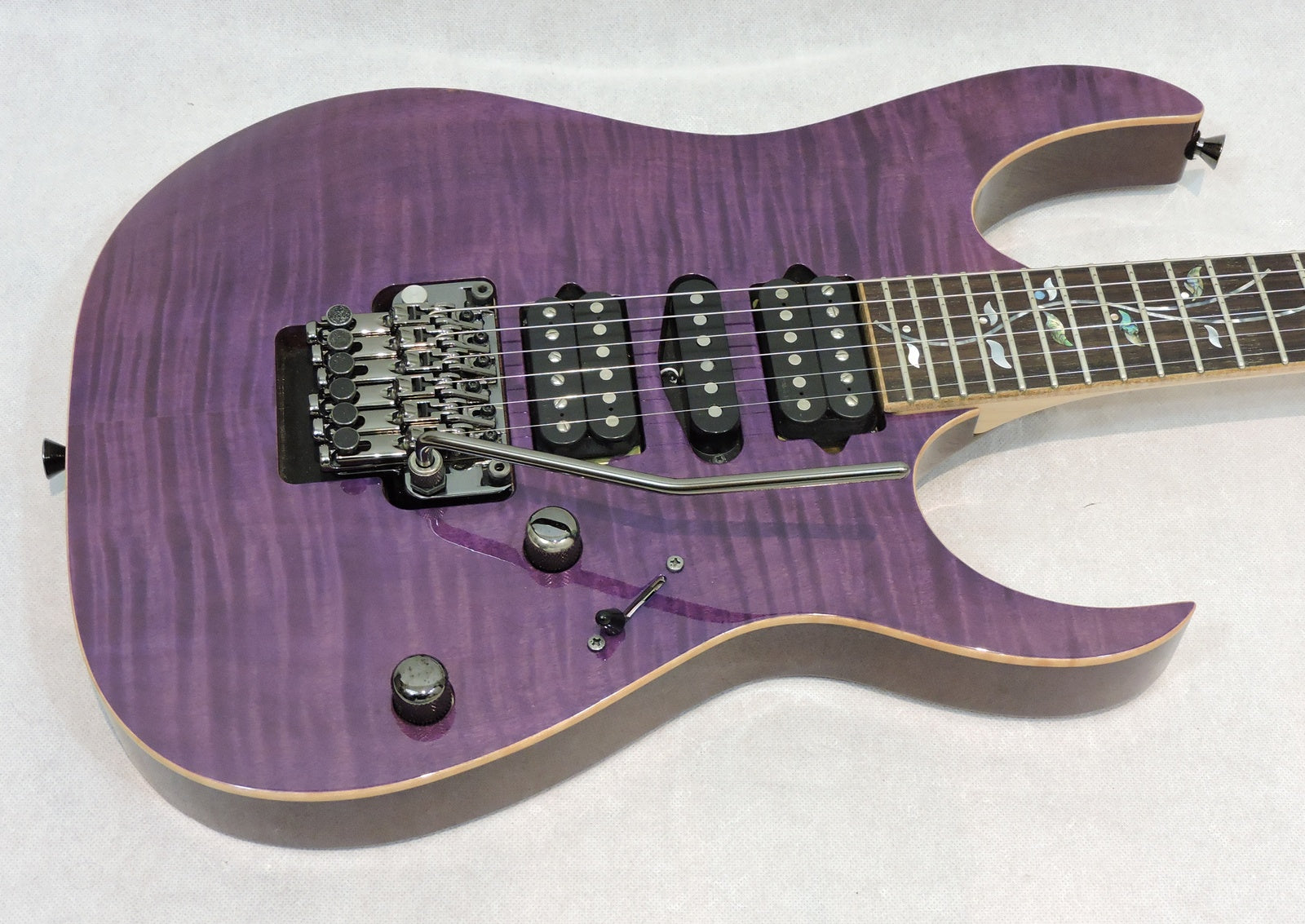 Ibanez J-Custom RG8570Z Purple Amethyst - Used