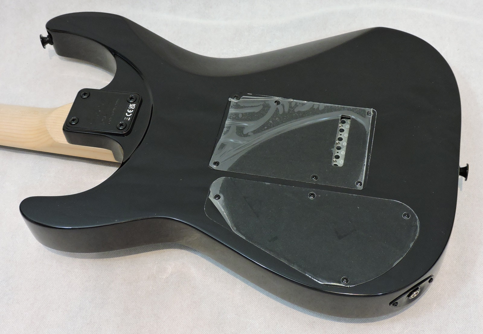 Jackson JS11 Dinky Gloss Black