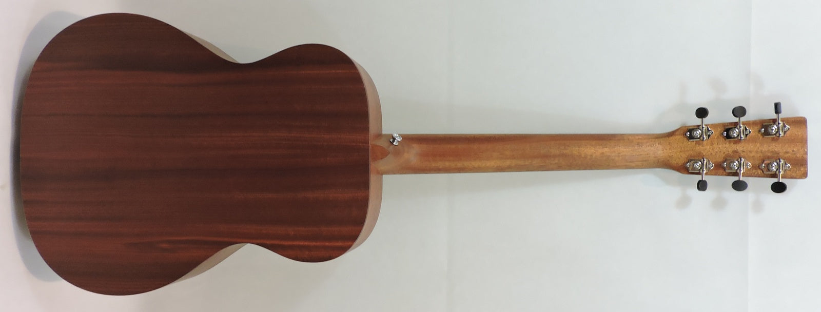 Martin 000 Jr E Sapele