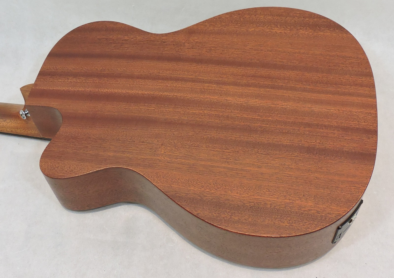 Martin 000C JR 10E Short Scale Acoustic Bass