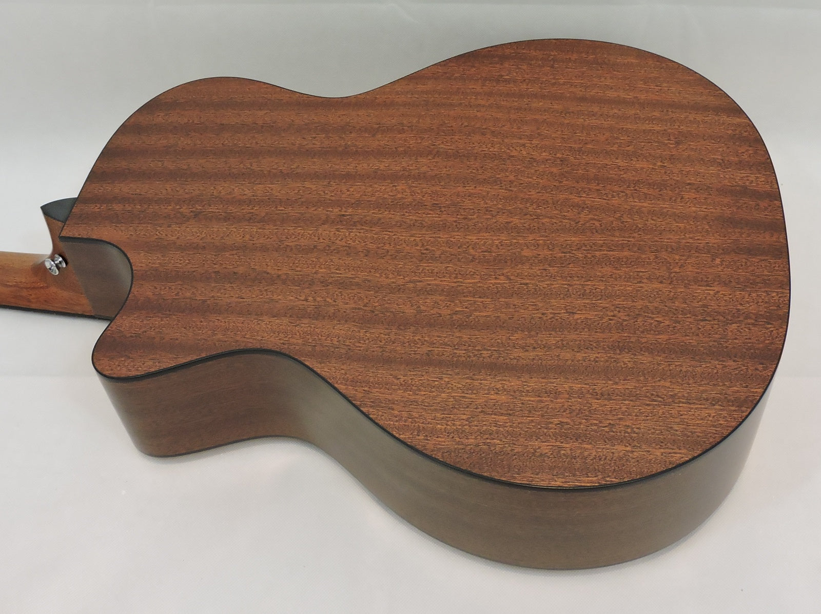 Martin Road Series GPC-11E