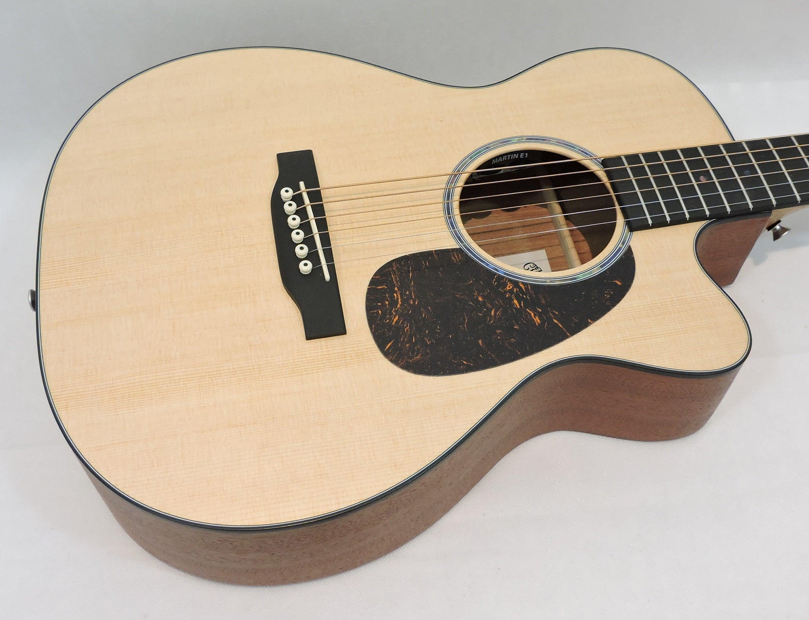 Martin 000C Jr E　 美品 Martin 000C Jr E – Langley Guitar Centre