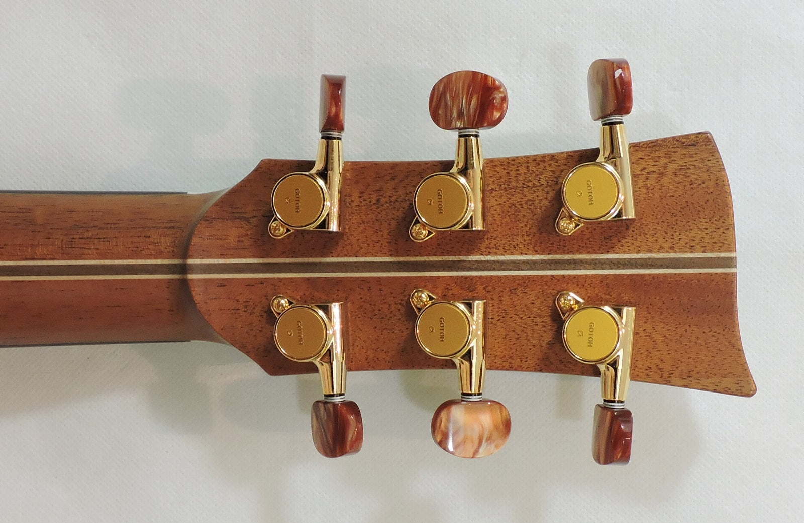 McIlroy AG20 Handmade Acoustic Guitar