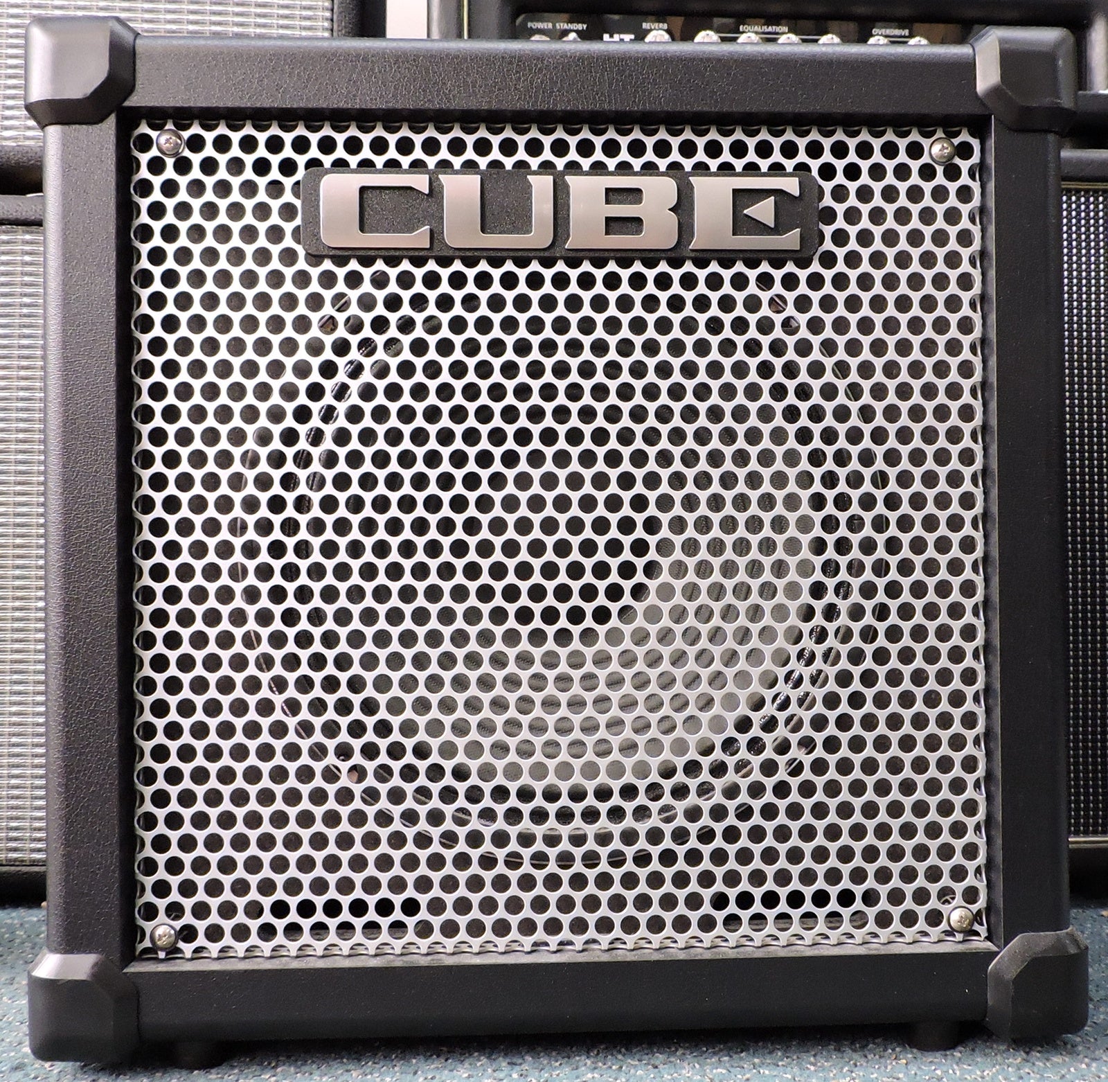 Roland Cube 40GX - Used